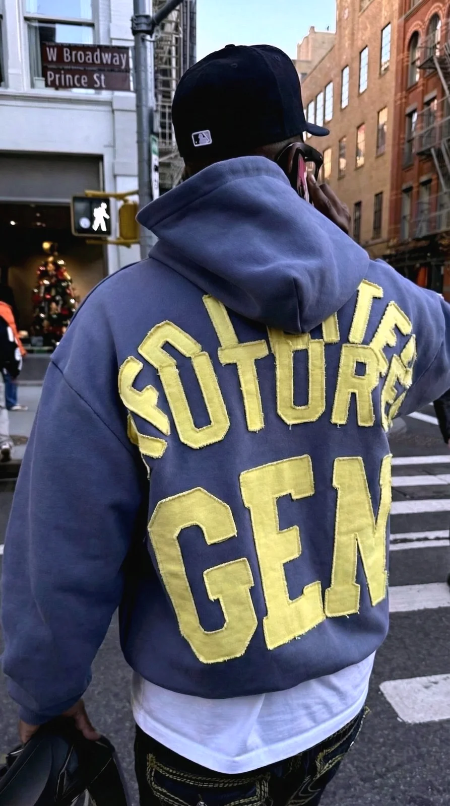 Future Gen aplike yazılı kapüşonlu sweatshirt, sokak çekimi